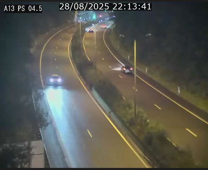 <h2>Traffic live webcam Luxembourg Differdange - A13 direction Esch-sur-Alzette - BK 4.5</h2>