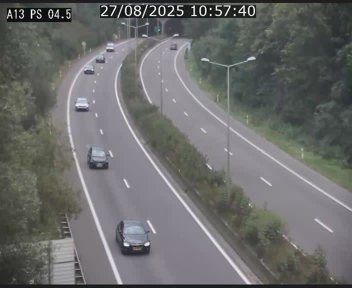 <h2>Traffic live webcam Luxembourg Differdange - A13 direction Esch-sur-Alzette - BK 4.5</h2>