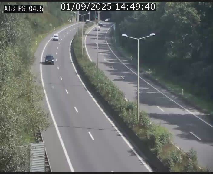 <h2>Traffic live webcam Luxembourg Differdange - A13 direction Esch-sur-Alzette - BK 4.5</h2>