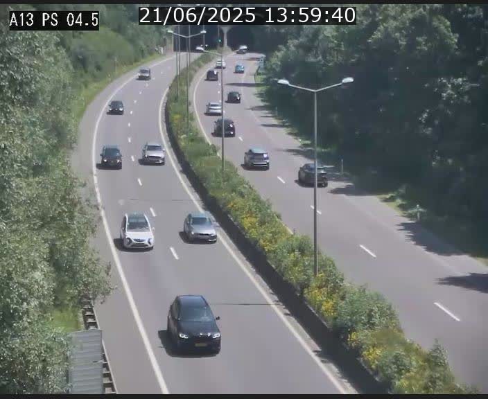 <h2>Traffic live webcam Luxembourg Differdange - A13 direction Esch-sur-Alzette - BK 4.5</h2>