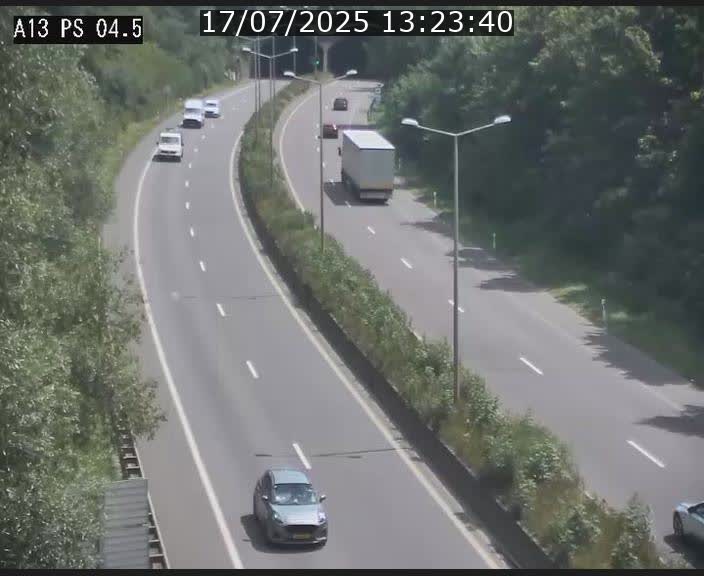 <h2>Traffic live webcam Luxembourg Differdange - A13 direction Esch-sur-Alzette - BK 4.5</h2>