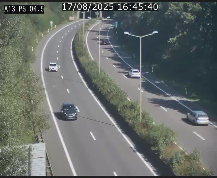 <h2>Traffic live webcam Luxembourg Differdange - A13 direction Esch-sur-Alzette - BK 4.5</h2>