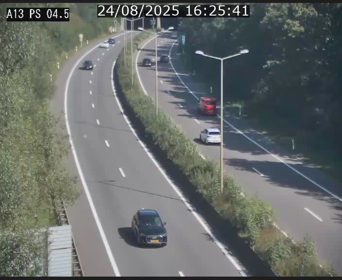 <h2>Traffic live webcam Luxembourg Differdange - A13 direction Esch-sur-Alzette - BK 4.5</h2>