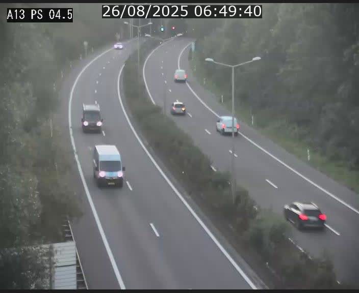 <h2>Traffic live webcam Luxembourg Differdange - A13 direction Esch-sur-Alzette - BK 4.5</h2>