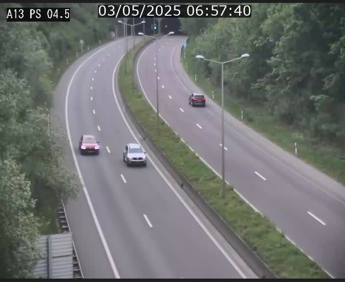 Traffic live webcam Luxembourg Differdange - A13 direction Esch-sur-Alzette - BK 4.5