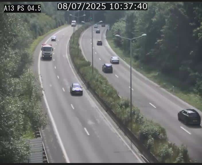 Traffic live webcam Luxembourg Differdange - A13 direction Esch-sur-Alzette - BK 4.5