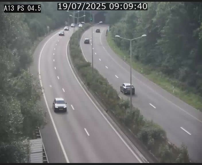 Traffic live webcam Luxembourg Differdange - A13 direction Esch-sur-Alzette - BK 4.5