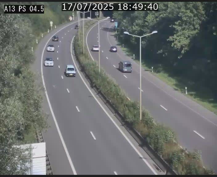 Traffic live webcam Luxembourg Differdange - A13 direction Esch-sur-Alzette - BK 4.5