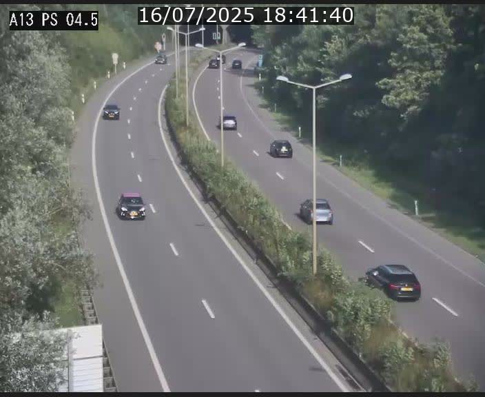 Traffic live webcam Luxembourg Differdange - A13 direction Esch-sur-Alzette - BK 4.5