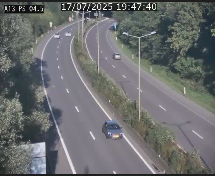 Traffic live webcam Luxembourg Differdange - A13 direction Esch-sur-Alzette - BK 4.5