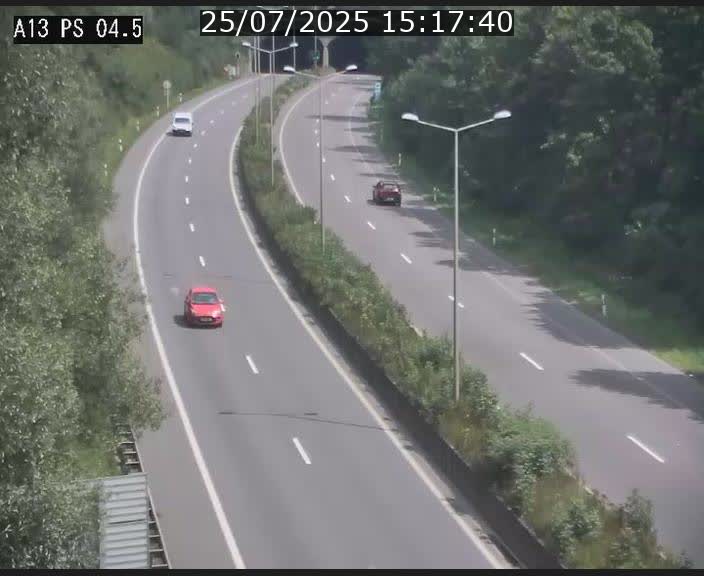 Traffic live webcam Luxembourg Differdange - A13 direction Esch-sur-Alzette - BK 4.5
