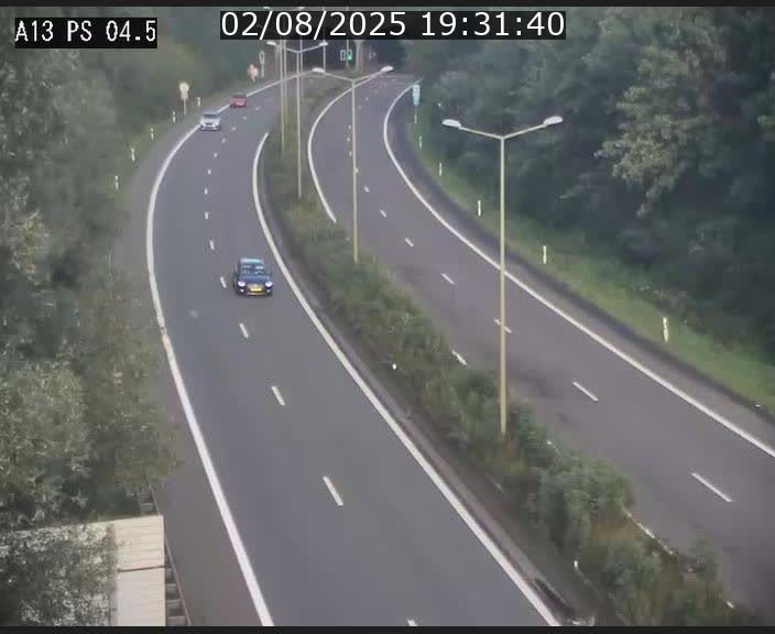 Traffic live webcam Luxembourg Differdange - A13 direction Esch-sur-Alzette - BK 4.5