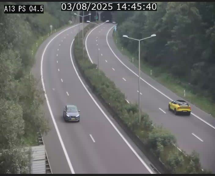 Traffic live webcam Luxembourg Differdange - A13 direction Esch-sur-Alzette - BK 4.5