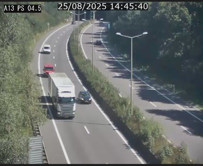 Traffic live webcam Luxembourg Differdange - A13 direction Esch-sur-Alzette - BK 4.5