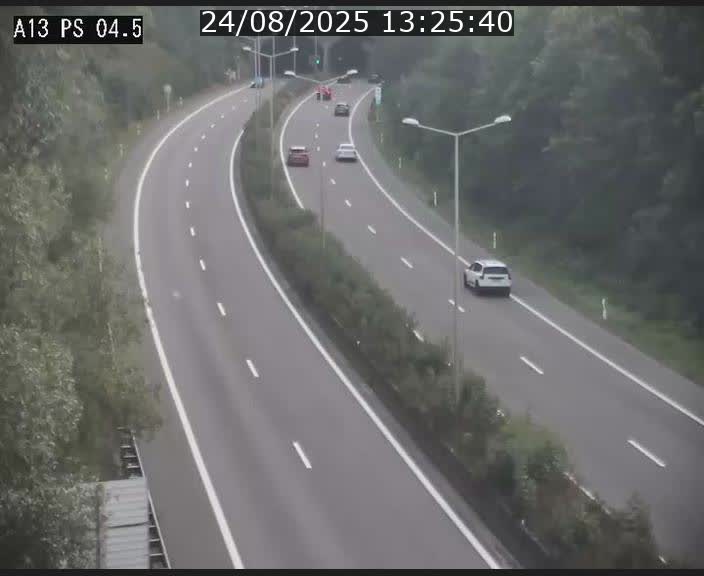 Traffic live webcam Luxembourg Differdange - A13 direction Esch-sur-Alzette - BK 4.5