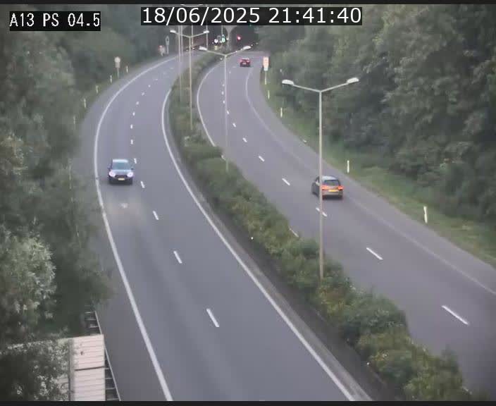<h2>Traffic live webcam Luxembourg Differdange - A13 direction Esch-sur-Alzette - BK 4.5</h2>