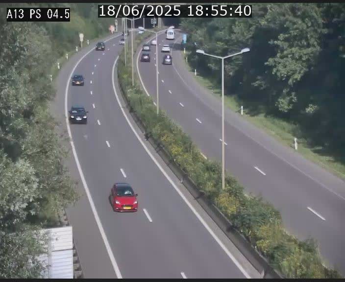 <h2>Traffic live webcam Luxembourg Differdange - A13 direction Esch-sur-Alzette - BK 4.5</h2>