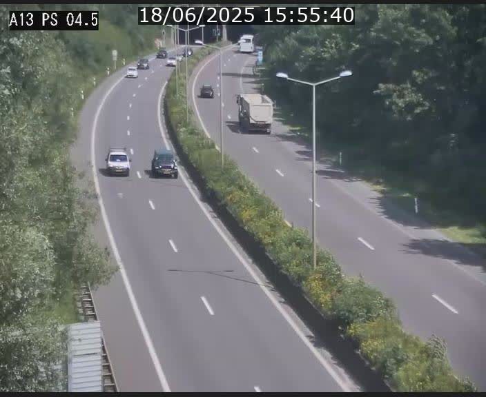 <h2>Traffic live webcam Luxembourg Differdange - A13 direction Esch-sur-Alzette - BK 4.5</h2>
