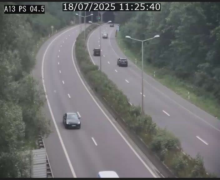 <h2>Traffic live webcam Luxembourg Differdange - A13 direction Esch-sur-Alzette - BK 4.5</h2>