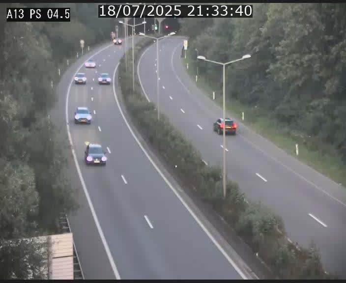 <h2>Traffic live webcam Luxembourg Differdange - A13 direction Esch-sur-Alzette - BK 4.5</h2>