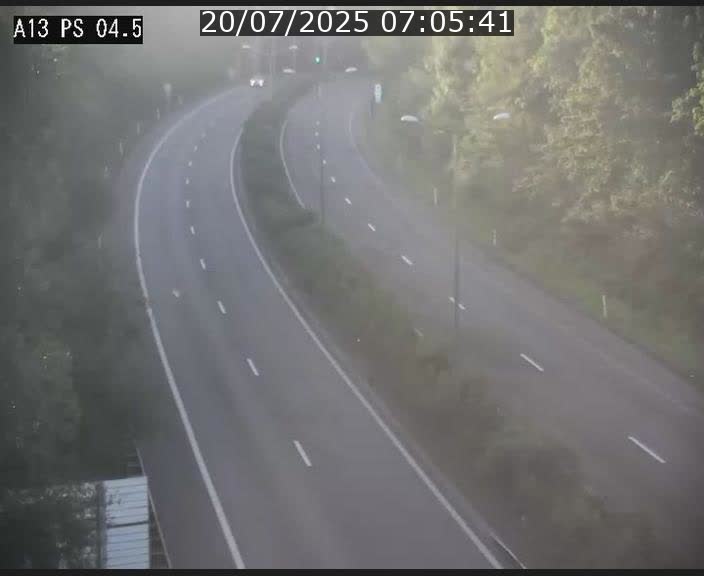 <h2>Traffic live webcam Luxembourg Differdange - A13 direction Esch-sur-Alzette - BK 4.5</h2>