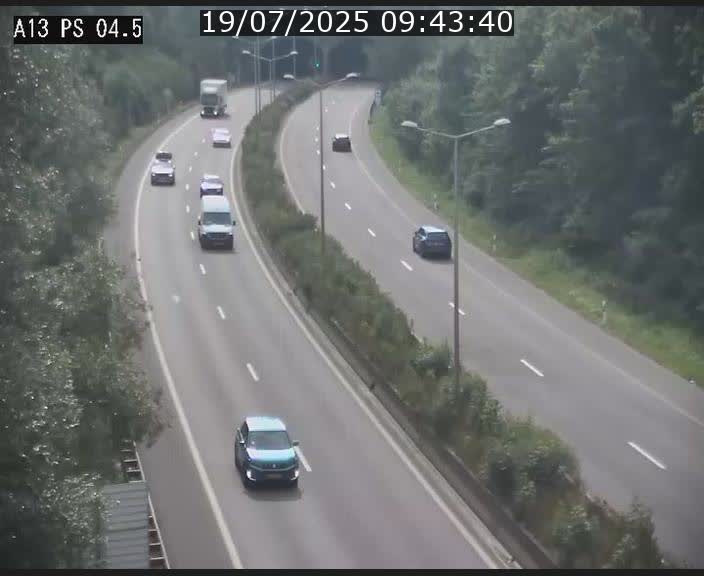 <h2>Traffic live webcam Luxembourg Differdange - A13 direction Esch-sur-Alzette - BK 4.5</h2>