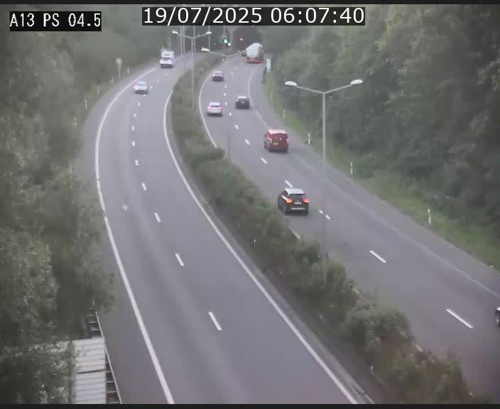 <h2>Traffic live webcam Luxembourg Differdange - A13 direction Esch-sur-Alzette - BK 4.5</h2>