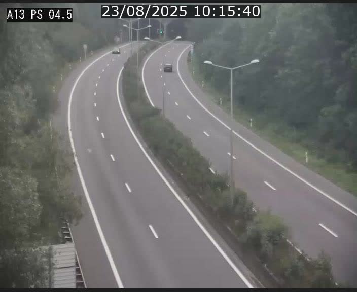 <h2>Traffic live webcam Luxembourg Differdange - A13 direction Esch-sur-Alzette - BK 4.5</h2>