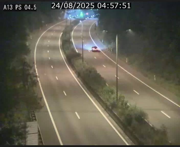 <h2>Traffic live webcam Luxembourg Differdange - A13 direction Esch-sur-Alzette - BK 4.5</h2>
