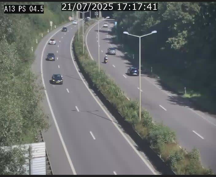 <h2>Traffic live webcam Luxembourg Differdange - A13 direction Esch-sur-Alzette - BK 4.5</h2>