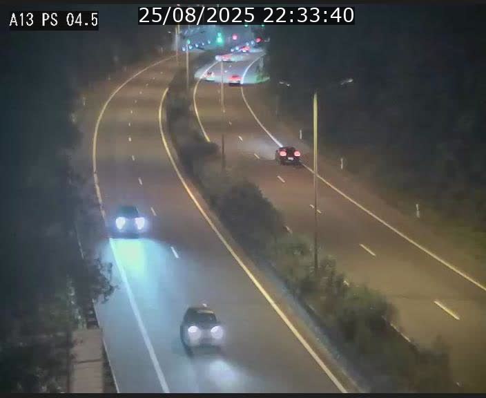 <h2>Traffic live webcam Luxembourg Differdange - A13 direction Esch-sur-Alzette - BK 4.5</h2>
