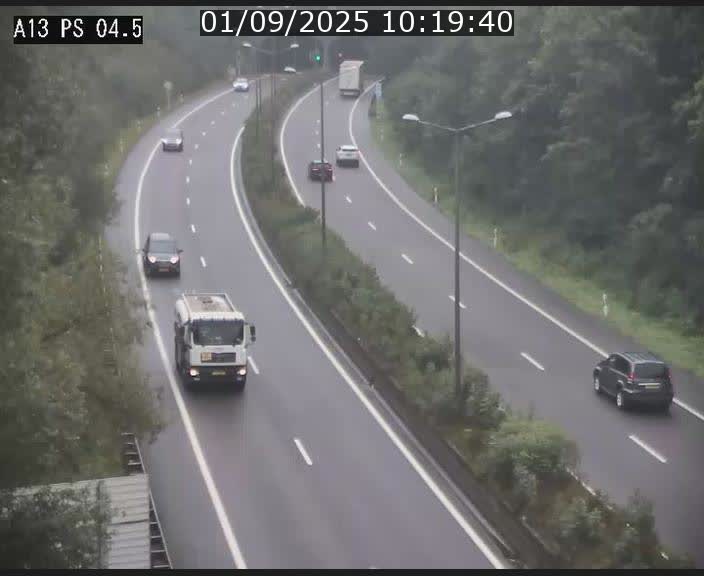 <h2>Traffic live webcam Luxembourg Differdange - A13 direction Esch-sur-Alzette - BK 4.5</h2>