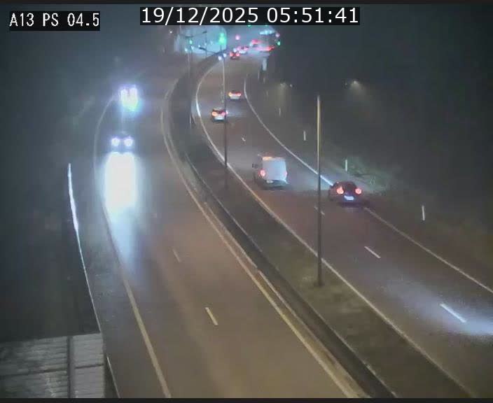 <h2>Traffic live webcam Luxembourg Differdange - A13 direction Esch-sur-Alzette - BK 4.5</h2>