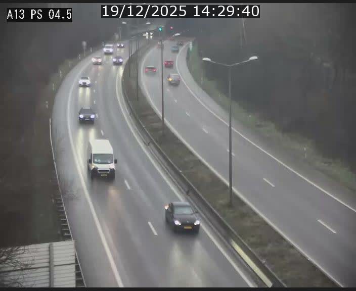 <h2>Traffic live webcam Luxembourg Differdange - A13 direction Esch-sur-Alzette - BK 4.5</h2>