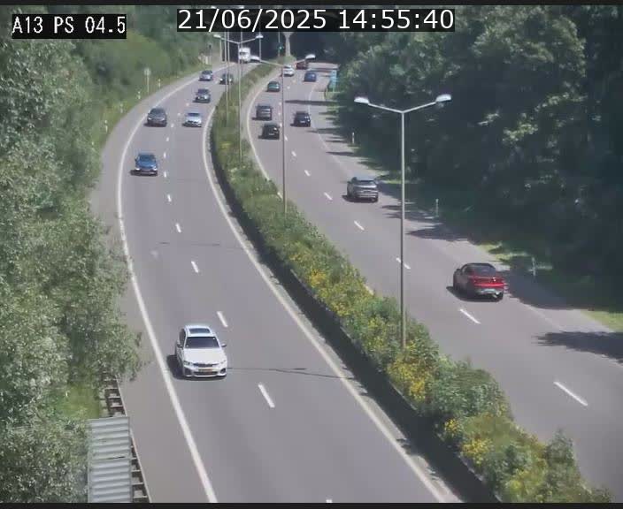 <h2>Traffic live webcam Luxembourg Differdange - A13 direction Esch-sur-Alzette - BK 4.5</h2>