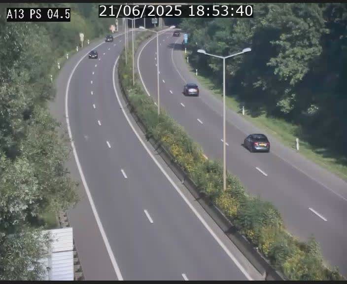 <h2>Traffic live webcam Luxembourg Differdange - A13 direction Esch-sur-Alzette - BK 4.5</h2>