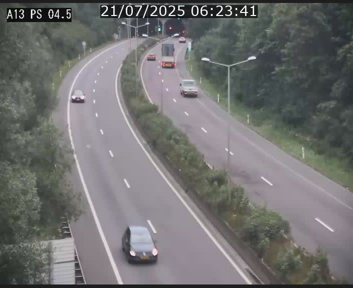 <h2>Traffic live webcam Luxembourg Differdange - A13 direction Esch-sur-Alzette - BK 4.5</h2>