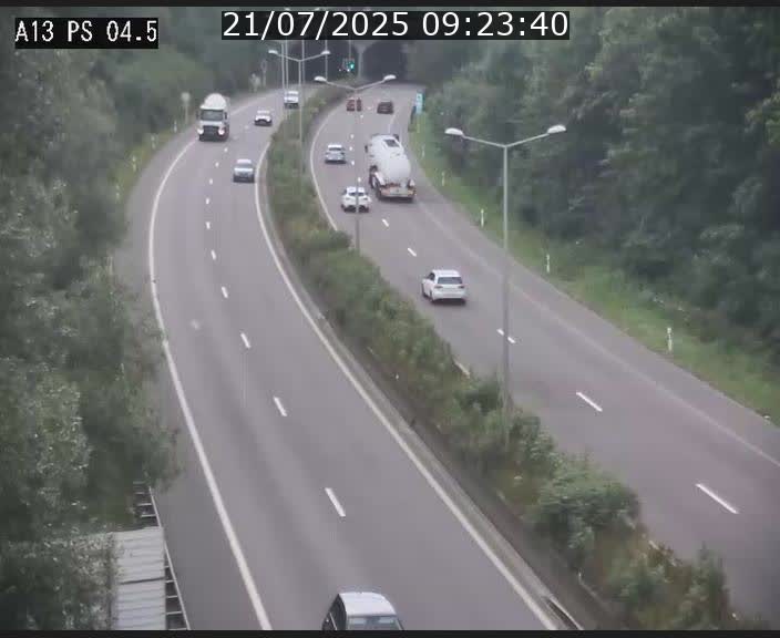 <h2>Traffic live webcam Luxembourg Differdange - A13 direction Esch-sur-Alzette - BK 4.5</h2>