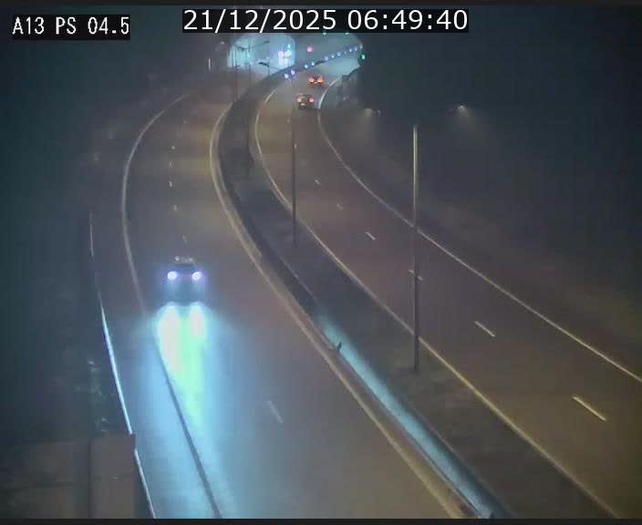 <h2>Traffic live webcam Luxembourg Differdange - A13 direction Esch-sur-Alzette - BK 4.5</h2>