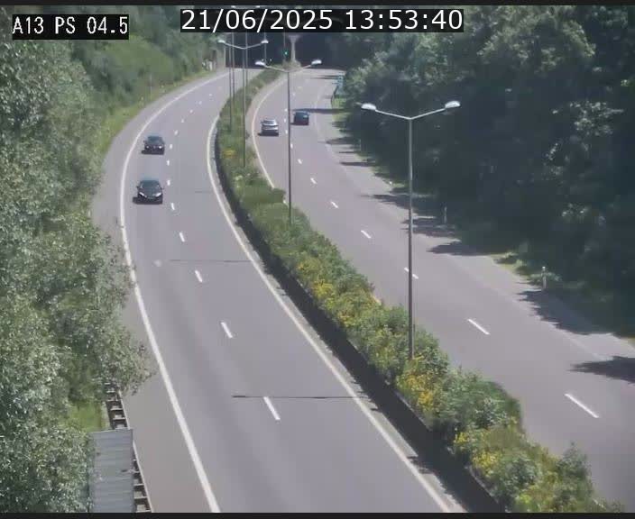 <h2>Traffic live webcam Luxembourg Differdange - A13 direction Esch-sur-Alzette - BK 4.5</h2>