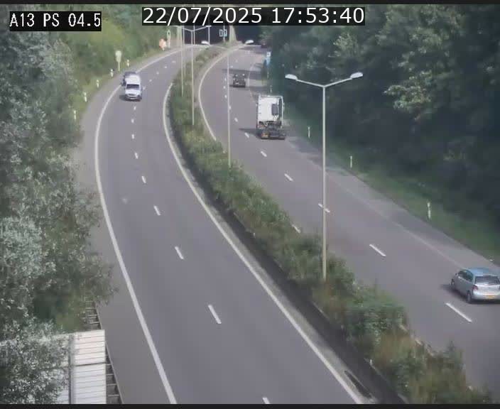<h2>Traffic live webcam Luxembourg Differdange - A13 direction Esch-sur-Alzette - BK 4.5</h2>