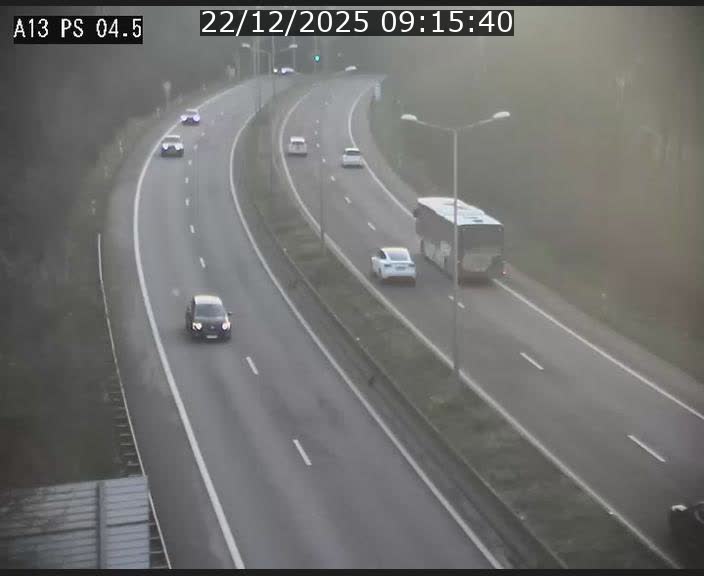 <h2>Traffic live webcam Luxembourg Differdange - A13 direction Esch-sur-Alzette - BK 4.5</h2>