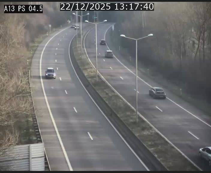 <h2>Traffic live webcam Luxembourg Differdange - A13 direction Esch-sur-Alzette - BK 4.5</h2>