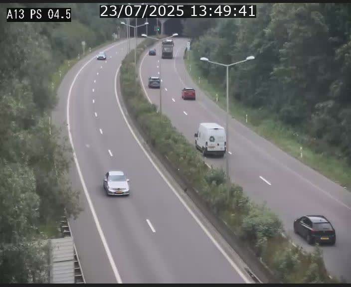 <h2>Traffic live webcam Luxembourg Differdange - A13 direction Esch-sur-Alzette - BK 4.5</h2>