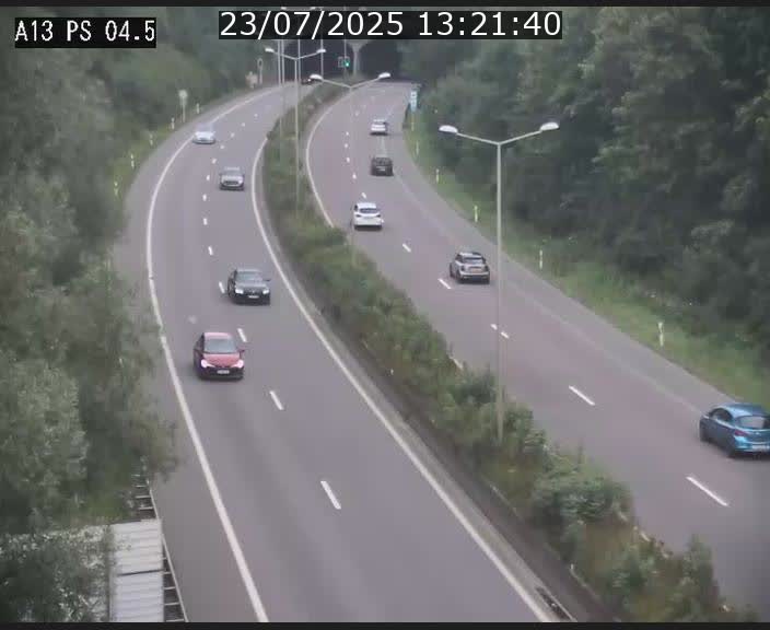 <h2>Traffic live webcam Luxembourg Differdange - A13 direction Esch-sur-Alzette - BK 4.5</h2>