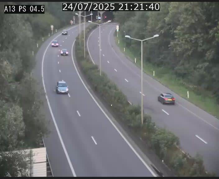 <h2>Traffic live webcam Luxembourg Differdange - A13 direction Esch-sur-Alzette - BK 4.5</h2>
