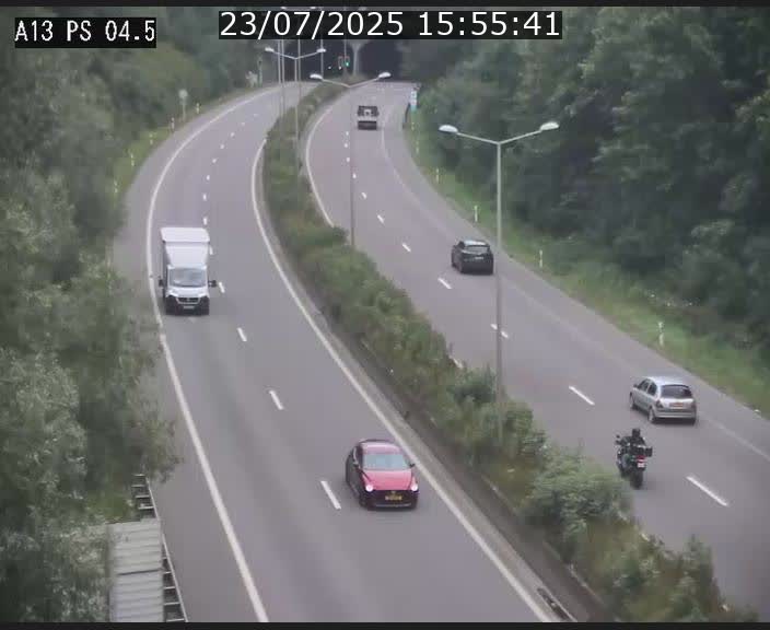 <h2>Traffic live webcam Luxembourg Differdange - A13 direction Esch-sur-Alzette - BK 4.5</h2>