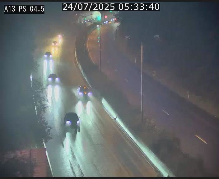 <h2>Traffic live webcam Luxembourg Differdange - A13 direction Esch-sur-Alzette - BK 4.5</h2>