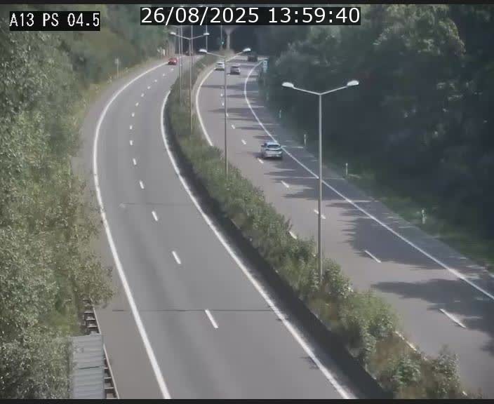 <h2>Traffic live webcam Luxembourg Differdange - A13 direction Esch-sur-Alzette - BK 4.5</h2>