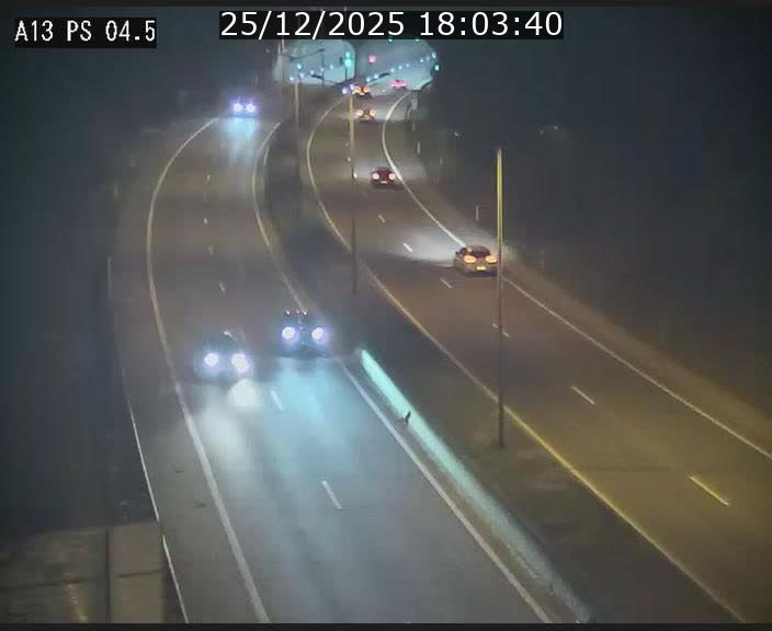 <h2>Traffic live webcam Luxembourg Differdange - A13 direction Esch-sur-Alzette - BK 4.5</h2>